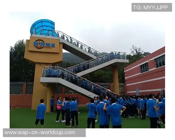 徐东东足球宝贝的成长之路与梦想追逐揭秘